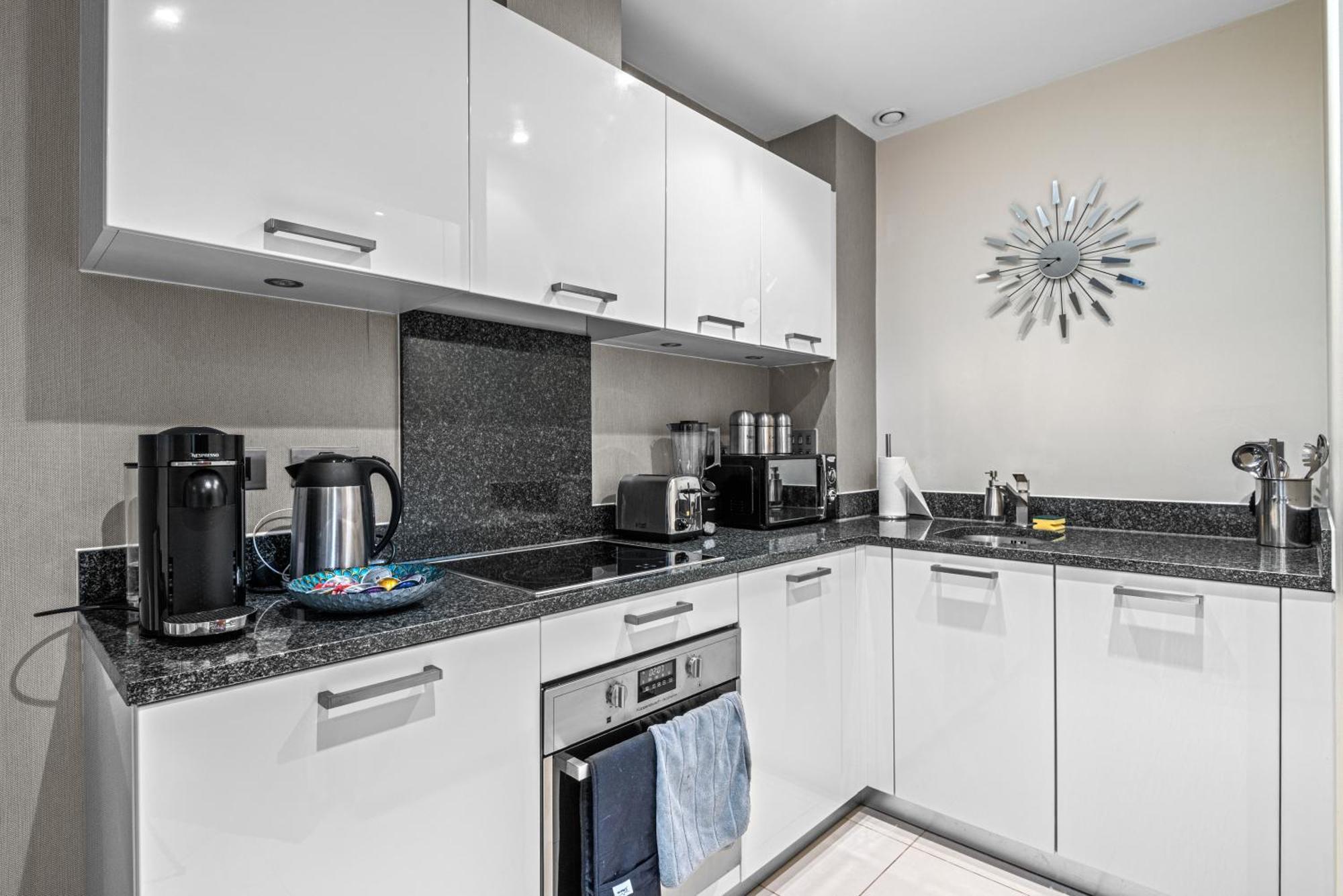 Londwell, Chelsea Living, Central Flat With Balcony Лондон Экстерьер фото